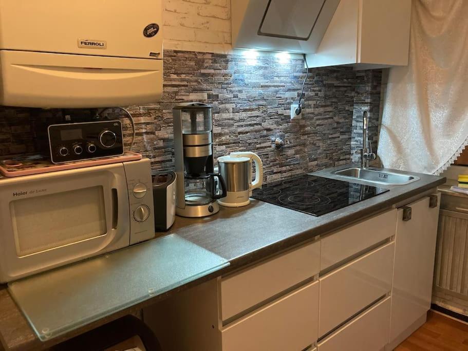 Toll Apartment Am Rhein Netflix Internet 1000 Mbits, Free Parking Duisburg Ngoại thất bức ảnh