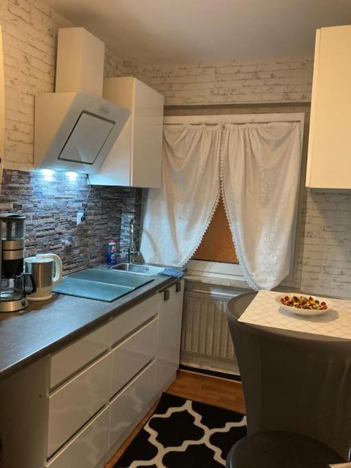 Toll Apartment Am Rhein Netflix Internet 1000 Mbits, Free Parking Duisburg Ngoại thất bức ảnh