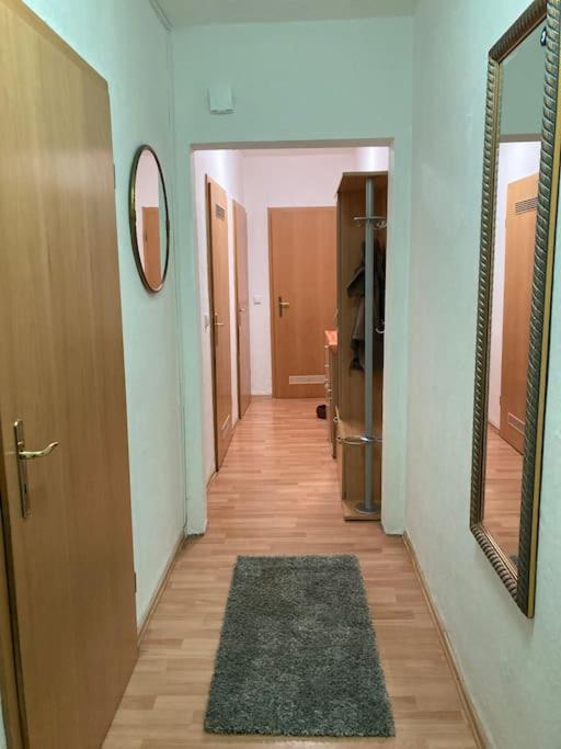 Toll Apartment Am Rhein Netflix Internet 1000 Mbits, Free Parking Duisburg Ngoại thất bức ảnh